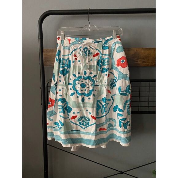 Loft Rayon Floral Skirt | Size 2 - Picture 1 of 8
